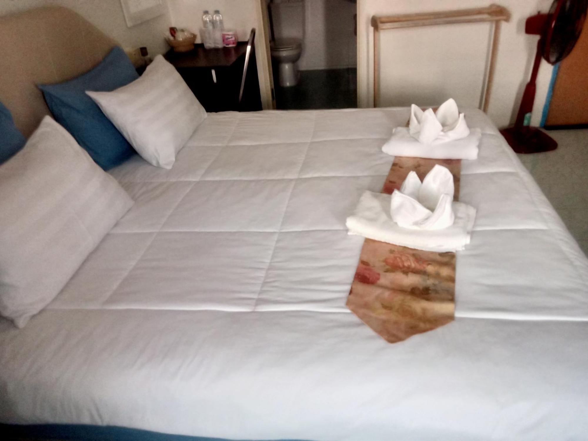 Happy Home Guest House Ban Phe Rom bilde